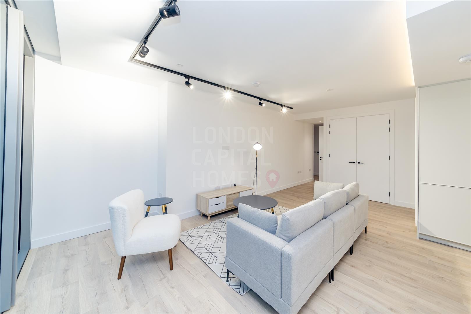 1 bed property in Valencia Tower, 3 Bollinder Place, LONDON
